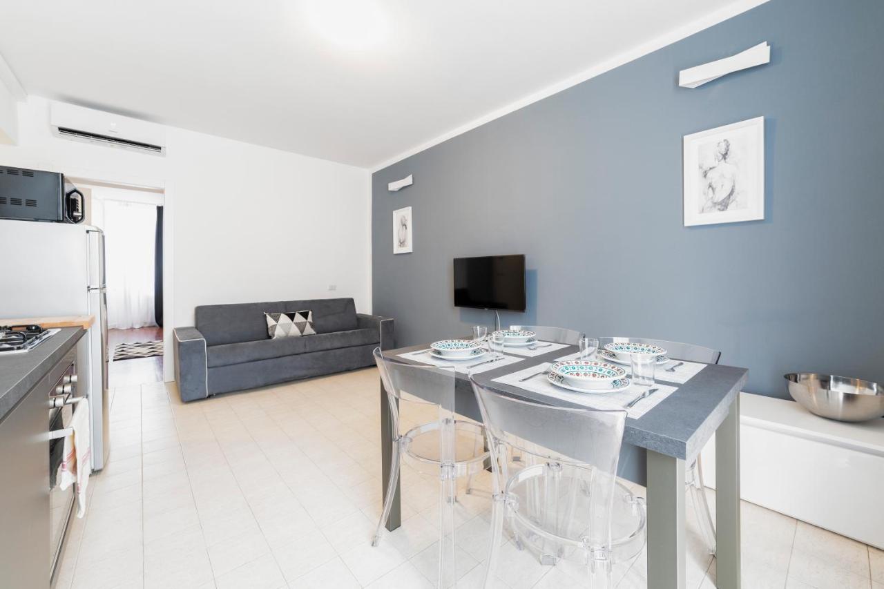 Roomy Apartment Close To Subway M5! มิลาน ภายนอก รูปภาพ