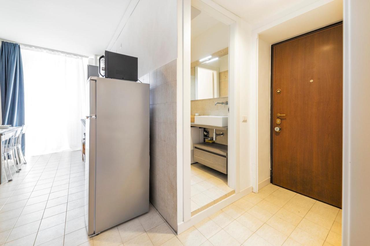 Roomy Apartment Close To Subway M5! มิลาน ภายนอก รูปภาพ